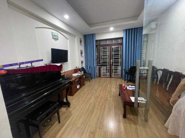 Bán nhà 3 tầng 2 mặt tiền tại Phố Lương Định Của, Phường An Khánh, Quận 2, Hồ Chí Minh.